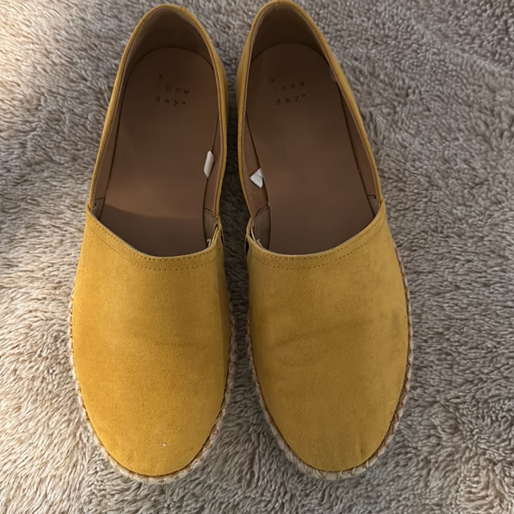 Yellow Espadrilles - Picture 4 of 4